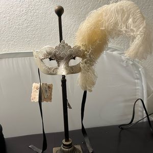 Pier 1 Mask and stand.